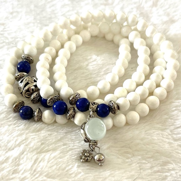 Beautiful Delicate Stone Wrap Bracelet - Lapis Stones and white natural beads - Picture 2 of 3